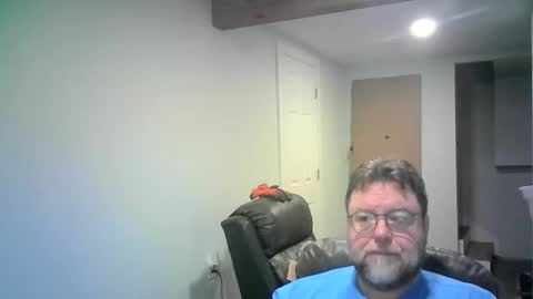 Snapshot of mister_happy567 chatting on 02/22/26, 05:51 Mr. Happy online show from 02/22/26, 05:51