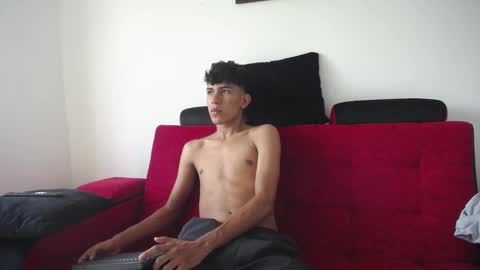 Snapshot of mister_jhonxxx chatting on 12/06/24, 01:44 mister_jhonxxx online show from 12/06/24, 01:44