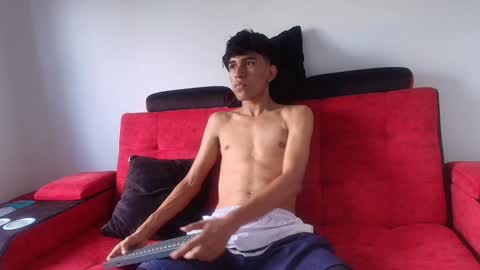 Snapshot of mister_jhonxxx chatting on 12/26/24, 08:42 mister_jhonxxx online show from 12/26/24, 08:42