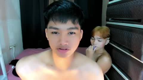Snapshot of mister_officer chatting on 04/15/26, 03:52 SAINT SACHI will make your day online show from 04/15/26, 03:52
