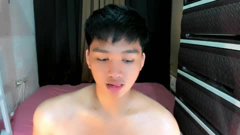 Snapshot of mister_officer chatting on 04/15/26, 07:58 SAINT SACHI will make your day online show from 04/15/26, 07:58