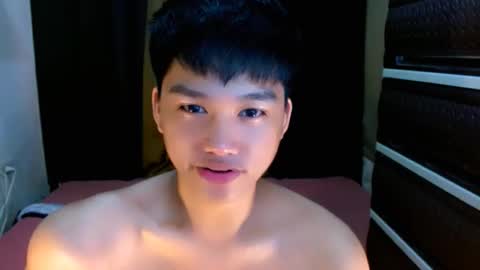 Snapshot of mister_officer chatting on 04/20/26, 04:21 SAINT SACHI will make your day online show from 04/20/26, 04:21