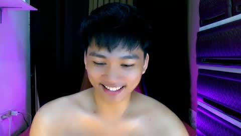 Snapshot of mister_officer chatting on 04/22/26, 05:58 SAINT SACHI will make your day online show from 04/22/26, 05:58