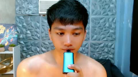 Snapshot of mister_officer chatting on 04/26/26, 10:35 SAINT SACHI will make your day online show from 04/26/26, 10:35