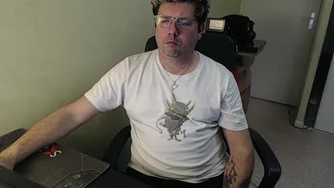 mistercoeur online show from 01/17/25, 04:47