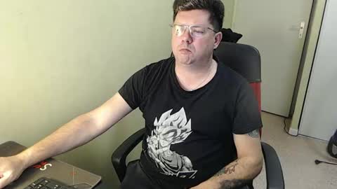 mistercoeur online show from 01/28/25, 09:29