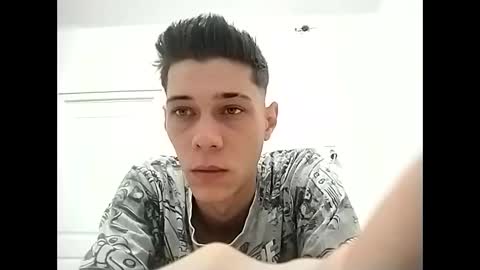 Snapshot of misteriosoxragazzo chatting on 09/12/25, 08:25 MisteriosoXragazzoX online show from 09/12/25, 08:25