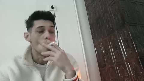 Snapshot of misteriosoxragazzo chatting on 01/11/26, 07:57 MisteriosoXragazzoX online show from 01/11/26, 07:57
