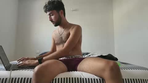 Snapshot of misterjc72 chatting on 10/02/25, 01:18 misterjc72 online show from 10/02/25, 01:18
