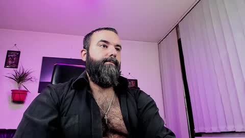 Snapshot of misterlov3r chatting on 12/03/24, 10:29 misterlov3r online show from 12/03/24, 10:29