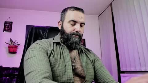 Snapshot of misterlov3r chatting on 01/23/25, 12:14 misterlov3r online show from 01/23/25, 12:14