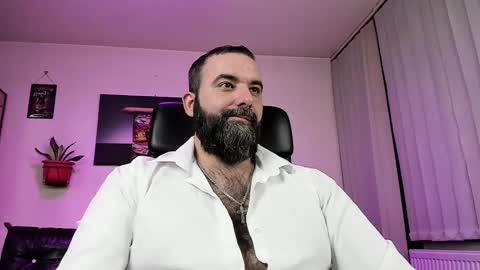 Snapshot of misterlov3r chatting on 03/07/25, 04:24 misterlov3r online show from 03/07/25, 04:24