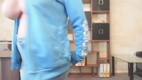 Brina online show from 12/27/24, 07:40