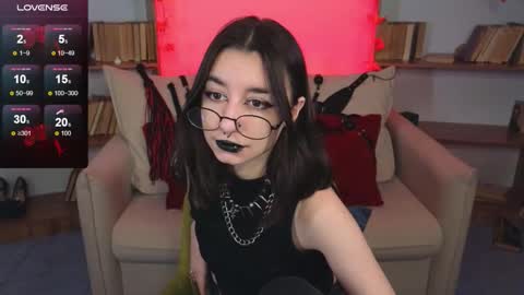 Marcelline online show from 09/21/25, 09:44