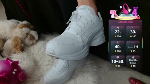 mistress_angelina777 online show from 09/27/25, 09:09