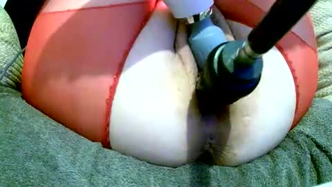 Snapshot of mistress_anna91 chatting on 01/14/26, 10:58 Squirting Queen online show from 01/14/26, 10:58