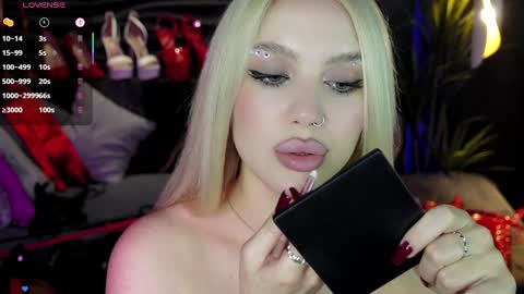 Darsy online show from 01/30/25, 06:24