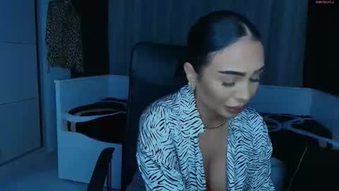 mistress_meryem online show from 03/25/26, 12:05