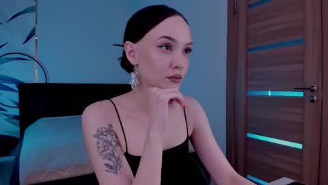 Mistress Mia online show from 09/12/25, 08:20