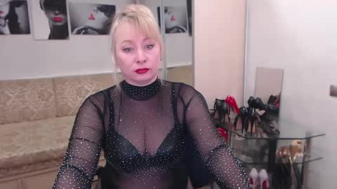 mistress_milfa online show from 03/12/25, 06:44
