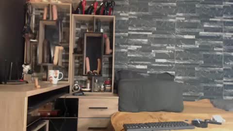 Snapshot of mistress_mirybossy chatting on 01/23/25, 02:44 Mistress Mirybossy online show from 01/23/25, 02:44