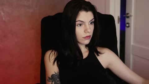 Snapshot of mistress_rochelle chatting on 01/18/25, 06:21 Miss Rochelle online show from 01/18/25, 06:21