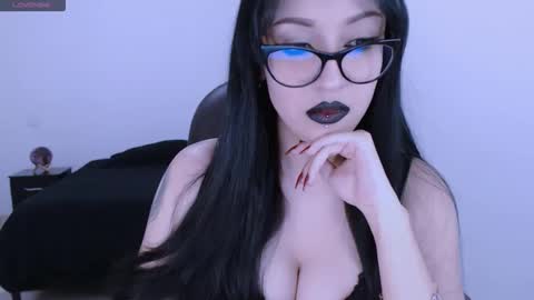 Snapshot of mistress_zafirah chatting on 05/10/26, 12:16 Mistress online show from 05/10/26, 12:16
