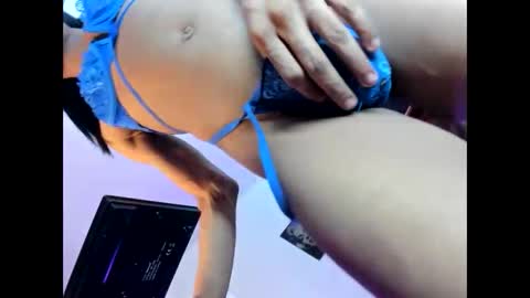 Snapshot of mistressbbc1 chatting on 04/06/26, 04:57 NAHOMY online show from 04/06/26, 04:57