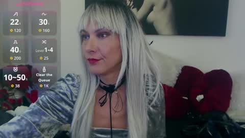 MistressEvelyn  online show from 10/17/25, 06:38