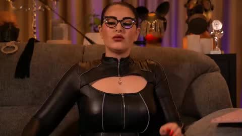 Mistress Kelly online show from 11/04/25, 12:10