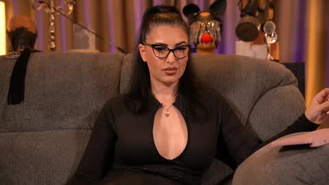 Mistress Kelly online show from 12/13/25, 10:15