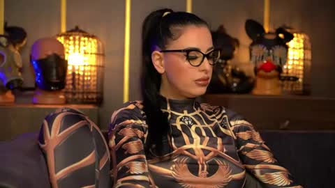 Snapshot of mistresskellykent chatting on 05/30/26, 11:57 Mistress Kelly online show from 05/30/26, 11:57