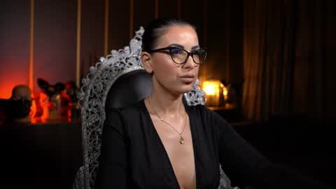 Mistress Kelly online show from 06/18/26, 08:24