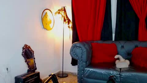 Mistresslombana online show from 04/28/26, 05:12
