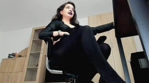 YourGoddessM online show from 04/04/26, 12:53