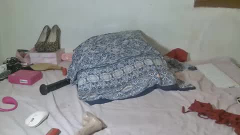 mistressmilly32 online show from 10/18/25, 09:59