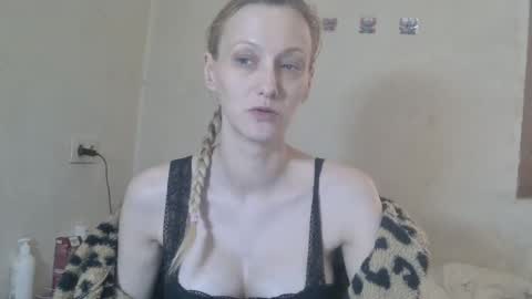 Snapshot of mistressmilly32 chatting on 02/24/26, 08:45 mistressmilly32 online show from 02/24/26, 08:45