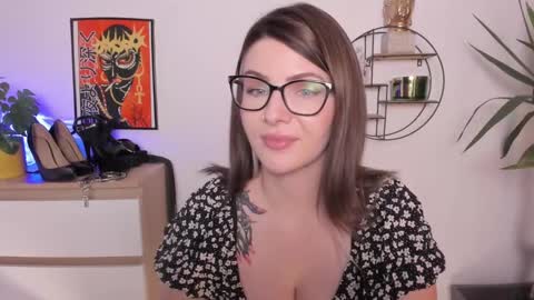 Snapshot of mistresssandy chatting on 01/03/25, 06:03 SANDY online show from 01/03/25, 06:03