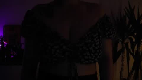 Snapshot of mistresssandy chatting on 01/17/25, 10:01 SANDY online show from 01/17/25, 10:01