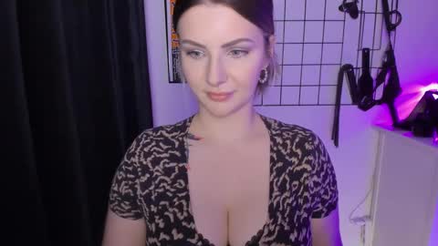 Snapshot of mistresssandy chatting on 03/04/25, 09:54 SANDY online show from 03/04/25, 09:54