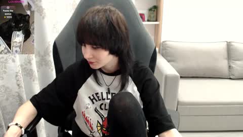 misty_dark online show from 11/07/25, 09:04