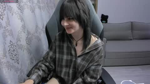 Snapshot of misty_dark chatting on 05/06/26, 12:32 misty_dark online show from 05/06/26, 12:32