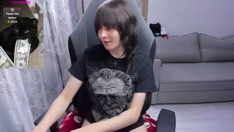 misty_dark online show from 07/18/26, 02:43