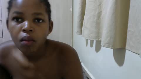 misty_shee online show from 02/28/25, 08:31