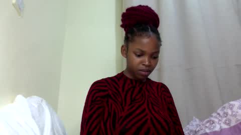 misty_shee online show from 04/15/26, 07:58