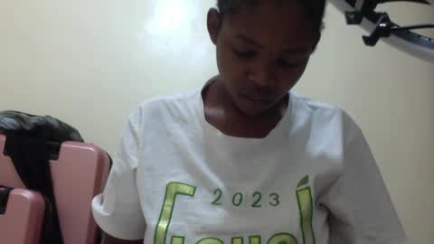 misty_shee online show from 06/16/26, 10:29