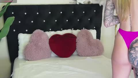 Snapshot of mistyaddams25 chatting on 01/13/26, 01:49 Misty online show from 01/13/26, 01:49