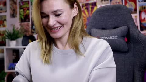 Snapshot of mistybarnes chatting on 12/08/24, 05:33 MistyBarnes NONUDE MODEL online show from 12/08/24, 05:33