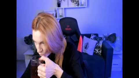 Snapshot of mistybarnes chatting on 12/09/24, 09:17 MistyBarnes NONUDE MODEL online show from 12/09/24, 09:17