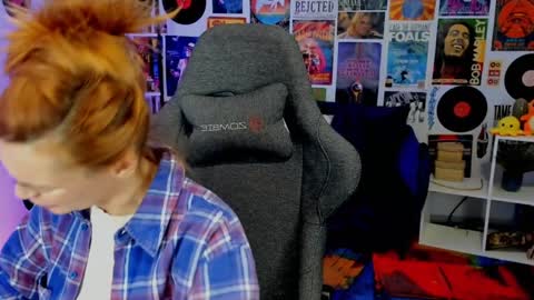 Snapshot of mistybarnes chatting on 12/16/24, 09:35 MistyBarnes NONUDE MODEL online show from 12/16/24, 09:35